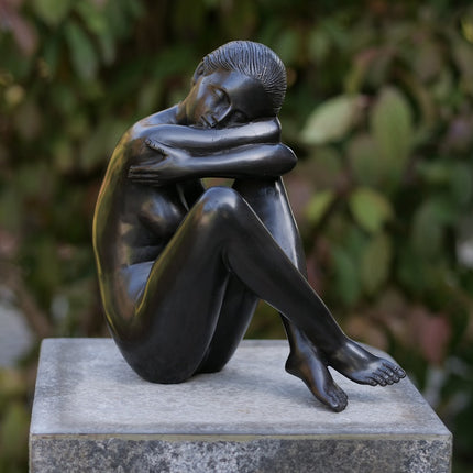 Estatua de bronce Sentado 27x20x17cm