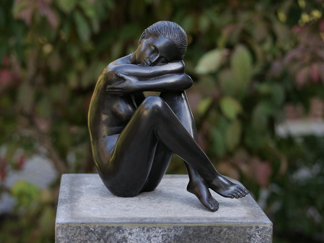 Estatua de bronce Sentado 27x20x17cm