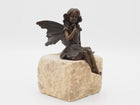 Bronzen beeld Zittend elfje 15x8x13cm