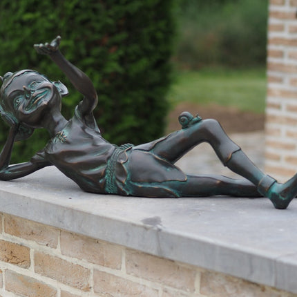 Bronzen beeld Pixie liggend 33x42x83cm
