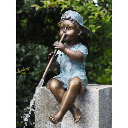 Bronzen beeld Jongen met fluit 49x18x25cm