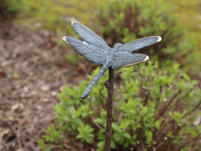 Bronzen beeld Kleine libelle op stok 60x10x10cm