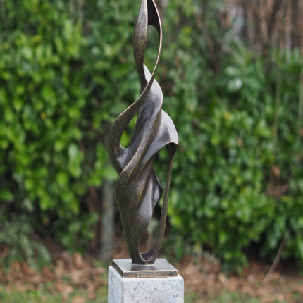 Bronzen beeld Abstract sculptuur 58x12x15cm - Doika - Bronzen beeld - Doika - 5410807028124 - AN2812BR-BI