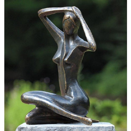 Bronzen beeld Grote zittende vrouw 39x29x24cm - Doika - Bronzen beeld - Doika - 5410807111895 - AN1189BR-BI-L