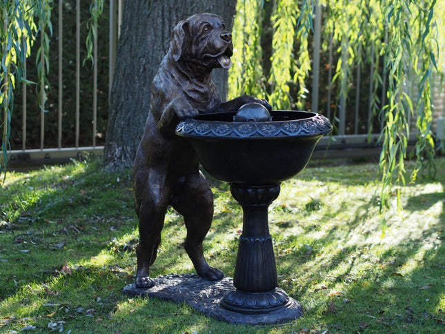 Bronzen beeld Hond met fontein 115x60x100cm 65kg - Doika - Bronzen beeld - Doika - 5410807014356 - B1435