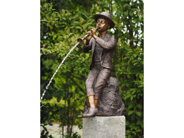 Bronzen beeld Jongen met fluit 78x33x48cm - Doika - Bronzen beeld - Doika - 5410807006030 - AN0603BR-B