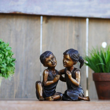 Bronzen beeld Lachend kinderpaar 13x10x14cm - Doika - Bronzen beeld - Doika - 5410807012499 - AN1249BR-B