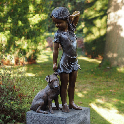 Bronzen beeld Meisje met hond 88x30x37cm 18kg - Doika - Bronzen beeld - Doika - 5410807014387 - B1438