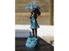 Bronzen beeld Meisje onder paraplu 50x18x20cm - Doika - Bronzen beeld - Doika - 5410807003015 - GA0301BR-V-F