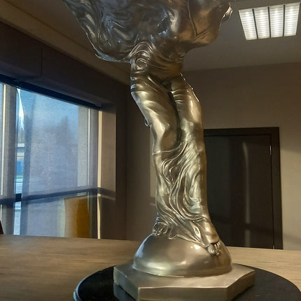 Bronzen beeld Spirit of Extacy 75x38x60cm 35kg - Doika - Bronzen beeld - Doika - 5410807472088 - B47208