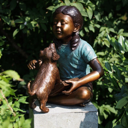 Bronzen beeld Zittend Meisje met Hond 48x48x37cm - Doika - Bronzen beeld - Doika - 5410807946725 - B94672